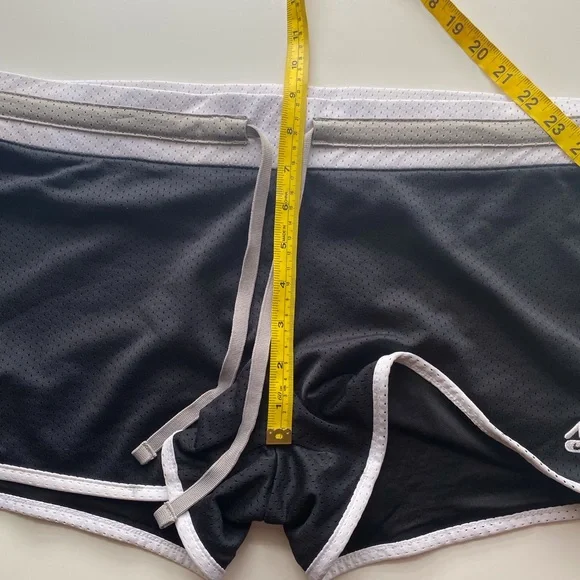 Y2K Nike Black Athletic Shorts White Trim Drawstring Running Gym Activewear - Picture 12 of 14